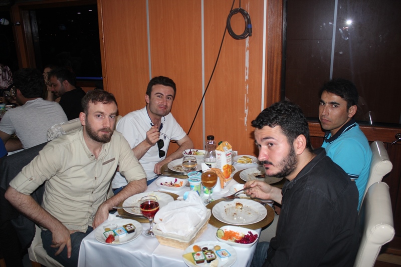 İstanbul Tarih ve Kültür Derneği'nin geleneksek hale gelen iftar programı bu sene boğazda 