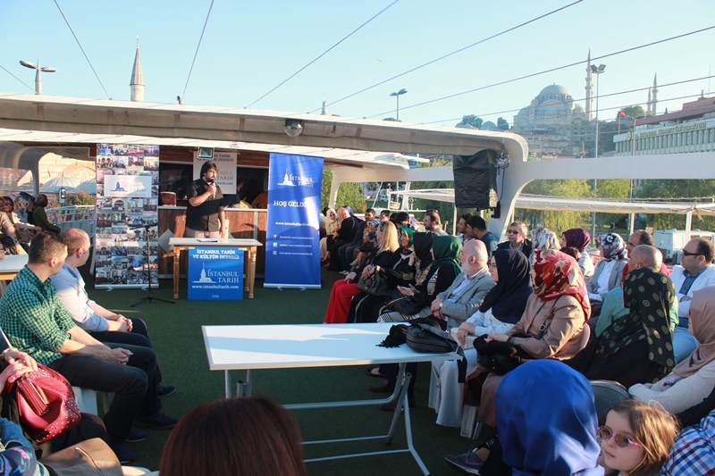 İstanbul Tarih ve Kültür Derneği'nin geleneksek hale gelen iftar programı bu sene boğazda 