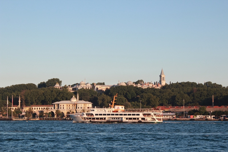 İstanbul Tarih ve Kültür Derneği'nin geleneksek hale gelen iftar programı bu sene boğazda 