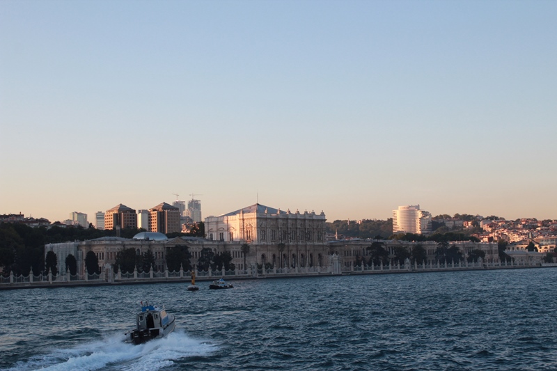 İstanbul Tarih ve Kültür Derneği'nin geleneksek hale gelen iftar programı bu sene boğazda 