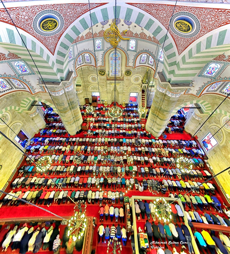 Kubbelerin Üstadı Cemil Şahin'in Objektifinden İstanbul Camilerine İstanbul Tarih farkıyla birde bu şekilde bakın.