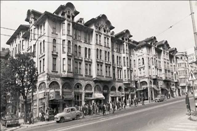 Tayyare Apartmanları 1918