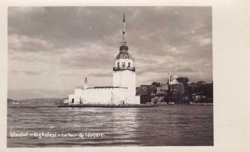 İstanbul boğazının girişine yapılan Kız kulesi, muhteşem görüntüsü ile boğazın incisidir. Mö. 341 yılında yapıldığı düşünülmektedir. 