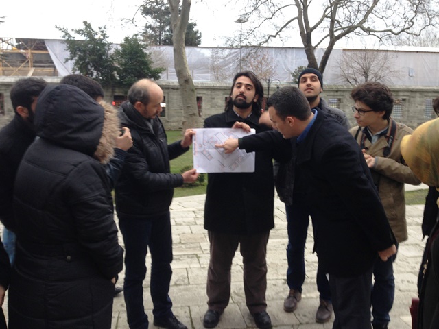 İstanbul Tarih ve Kültür Derneği tarafından yılın belirli dönemlerinde web sitemiz üzerinden duyurulan gezilerden biri daha gerçekleşti. Sizde gezi kaydınızı yaptırarak İstanbul Tarih farkıyla Mimar Sinan'ın izlerini İstanbul Tarih farkıyla keşfedin.

