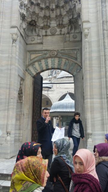 İstanbul Tarih ve Kültür Derneği tarafından yılın belirli dönemlerinde web sitemiz üzerinden duyurulan gezilerden biri daha gerçekleşti. Sizde gezi kaydınızı yaptırarak İstanbul Tarih farkıyla Mimar Sinan'ın izlerini İstanbul Tarih farkıyla keşfedin.

