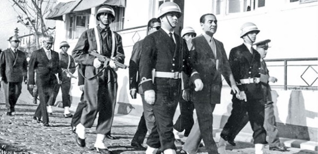 Türkiye Cumhuriyeti Devleti’nin Başbakanı, Başbakanlığı Döneminde yaptığı hamlelerle Türkiye’yi ayağa kaldıran ve 27 Mayıs 1960 Askeri Darbesi neticesinde idâm edilerek asılan siyaset ve devlet adamı…