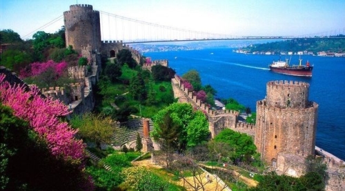 Erguvan Zamanı Boğaz Turu