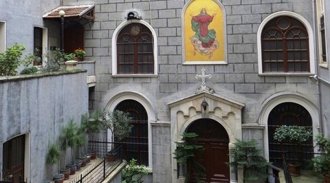 Kitabesinde İslam Halifesine Teşekkür Yazılı Kilise